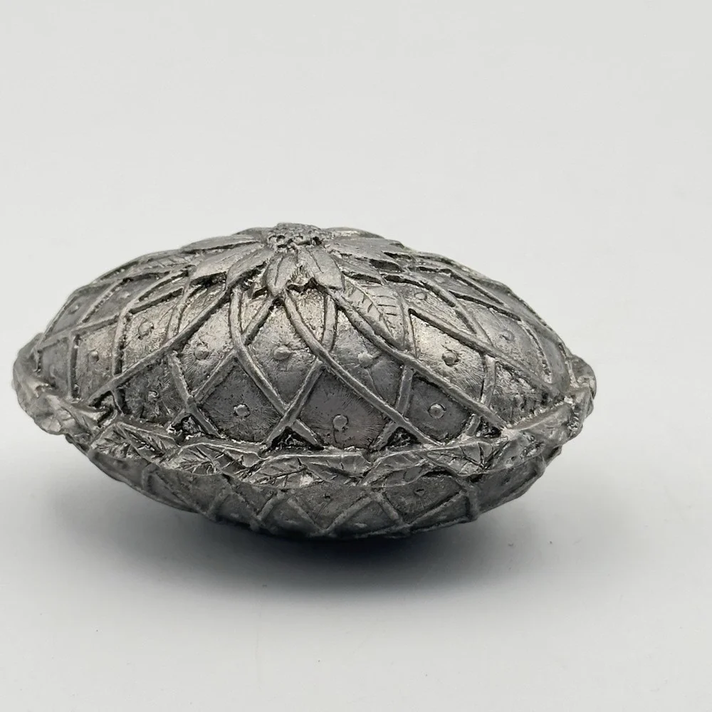 Metzke Pewter Egg TRINKET BOX‎ Floral Design VINTAGE USA